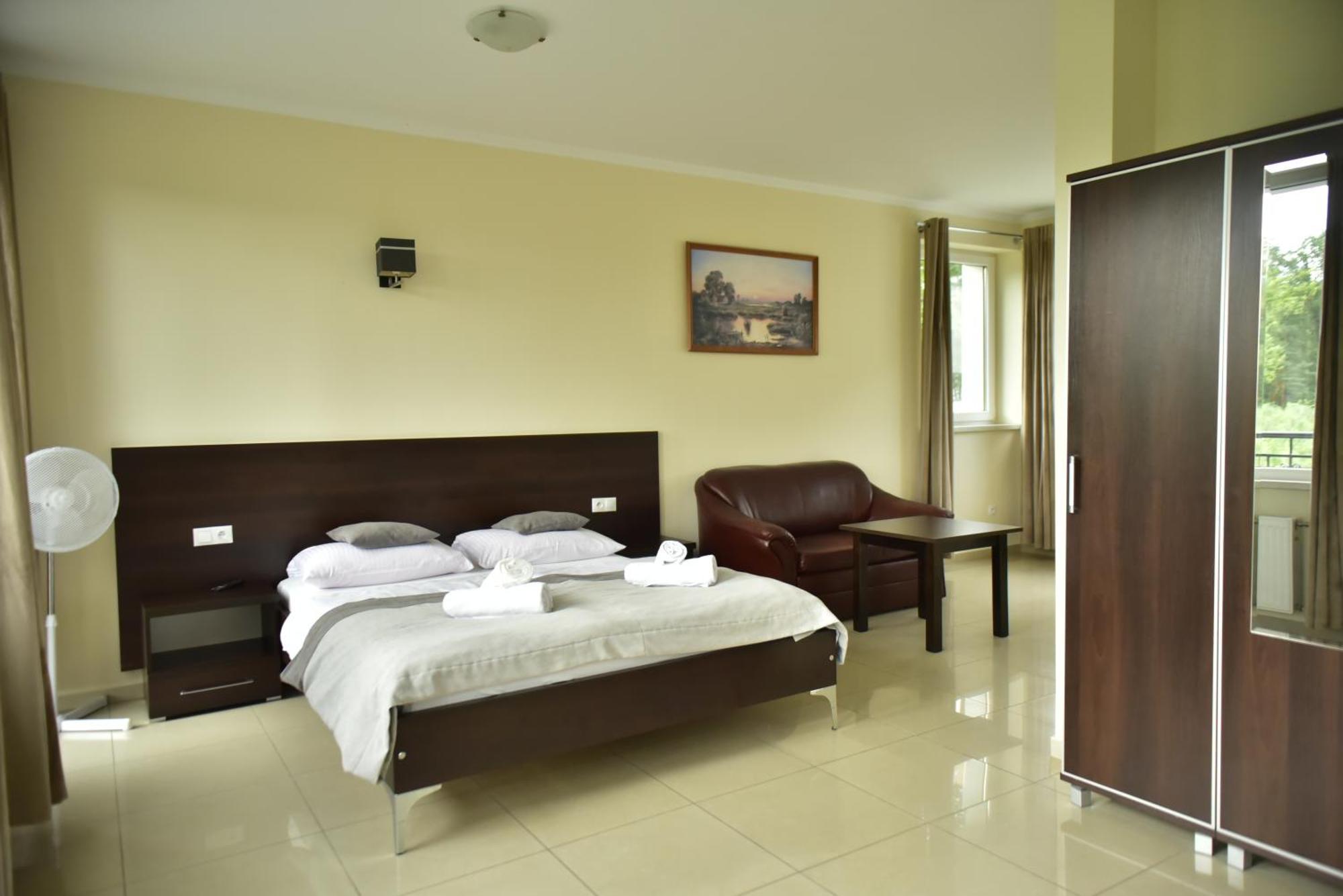 Hotel Wodnik Turawa Extérieur photo