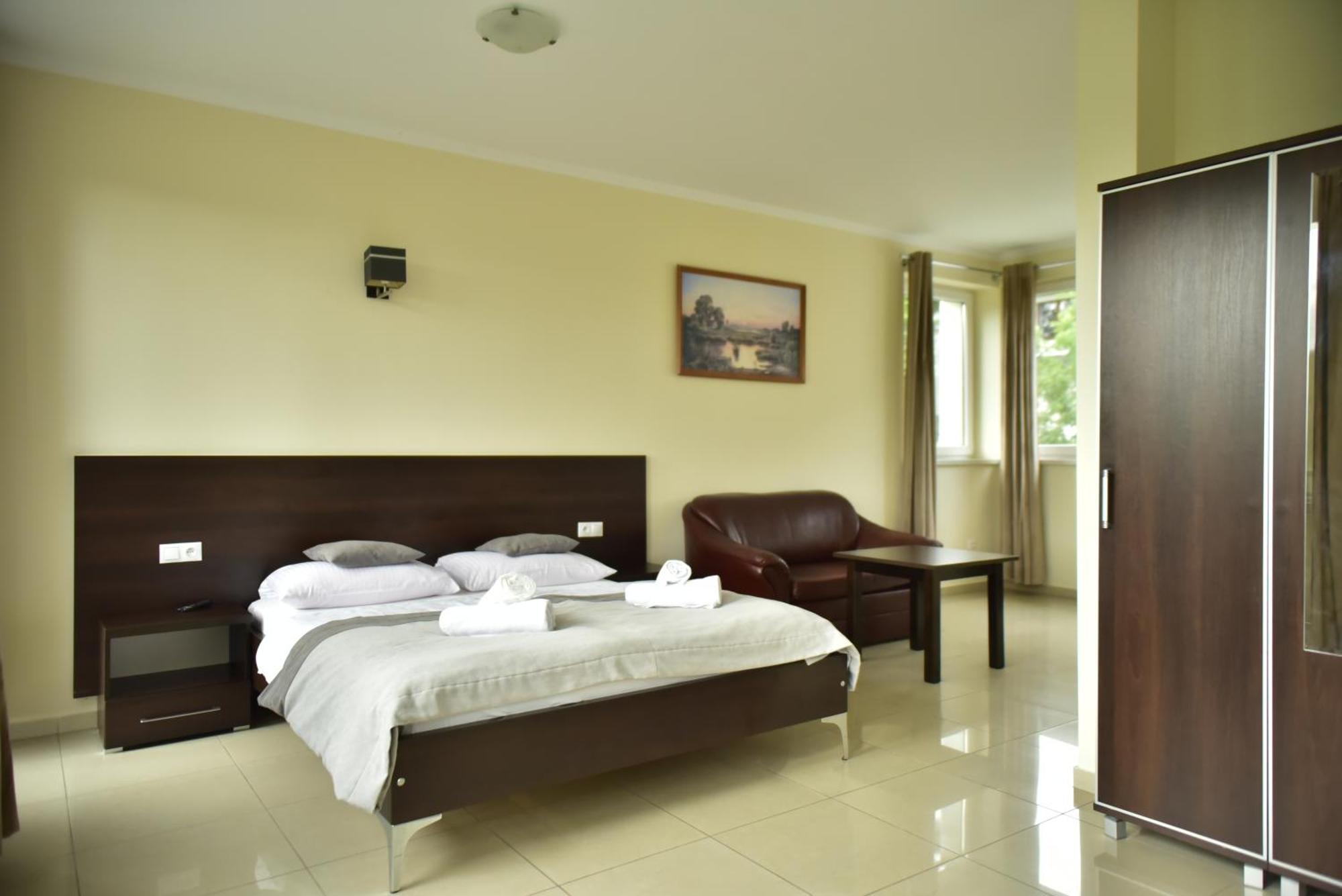 Hotel Wodnik Turawa Extérieur photo