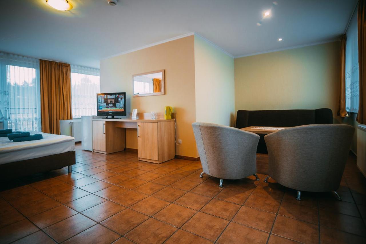 Hotel Wodnik Turawa Extérieur photo