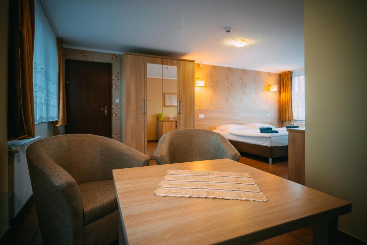 Hotel Wodnik Turawa Extérieur photo