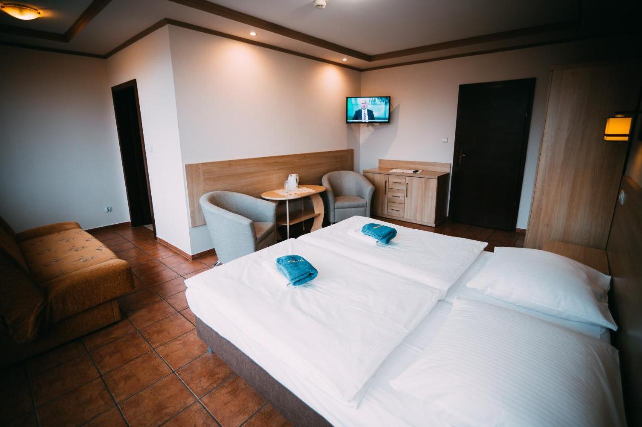 Hotel Wodnik Turawa Extérieur photo