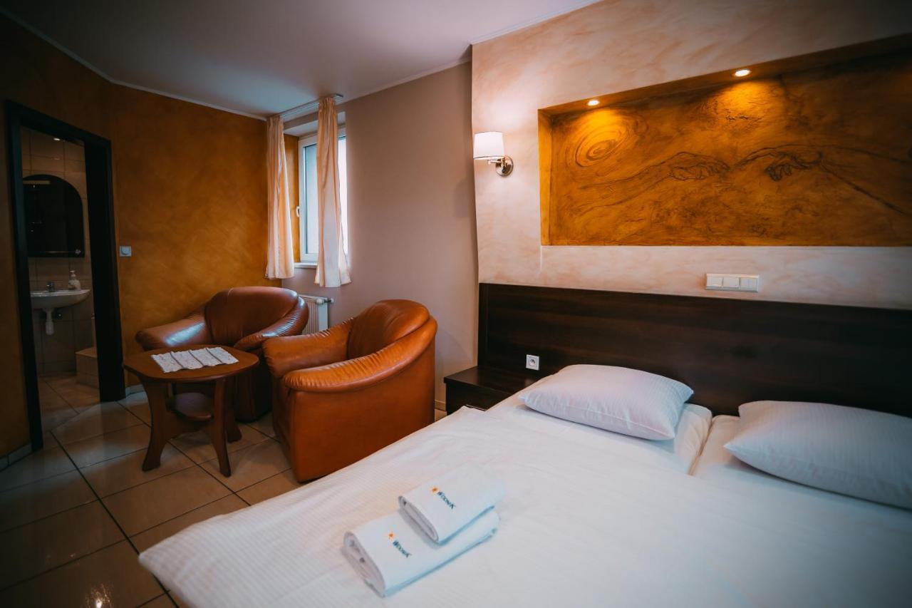 Hotel Wodnik Turawa Extérieur photo